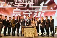 开云APP-赛地聚焦——德国杯冲刺阶段热度飙升，阿斯顿维拉队长鼓劲，目标明确，更衣室氛围转暖的简单介绍