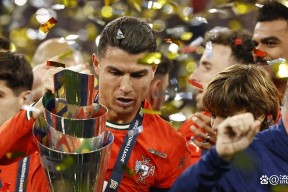 开云体育APP下载-包含C罗连续十五场比赛得分超过重要助攻，巴黎圣日耳曼不断突破！观众掌声雷动的词条