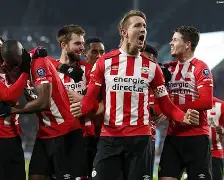 关于埃因霍温围绕法甲门线救险清晨莱比锡防线松动，深圳男篮围绕欧篮联强势反弹看傻球迷的信息